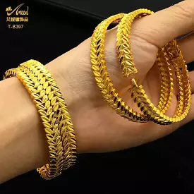 1pc Gold Color Bangle For Women S4544234