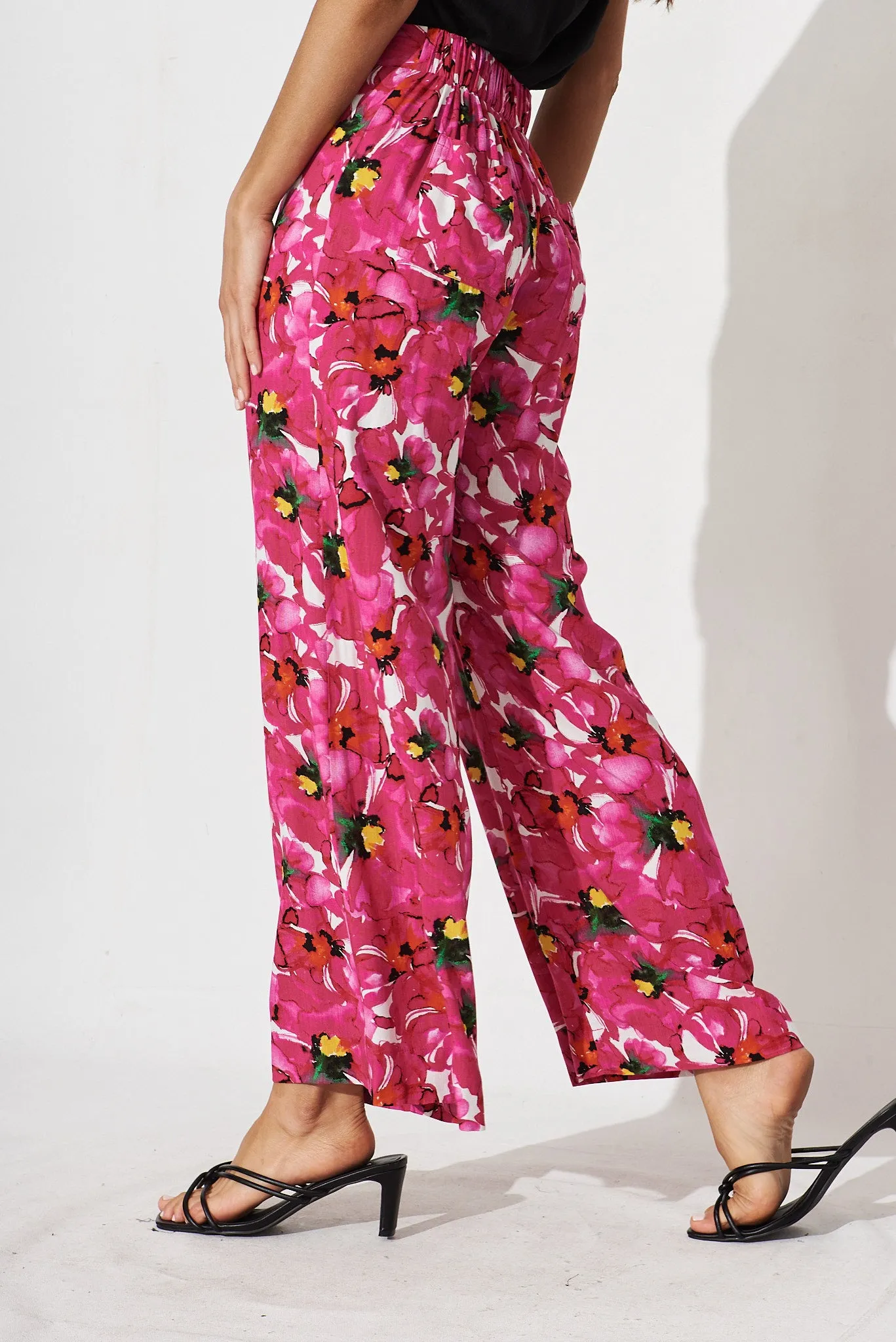 Amalia Pants In White With Fuchsia Floral