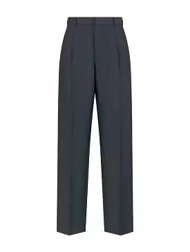 trousers with pleats